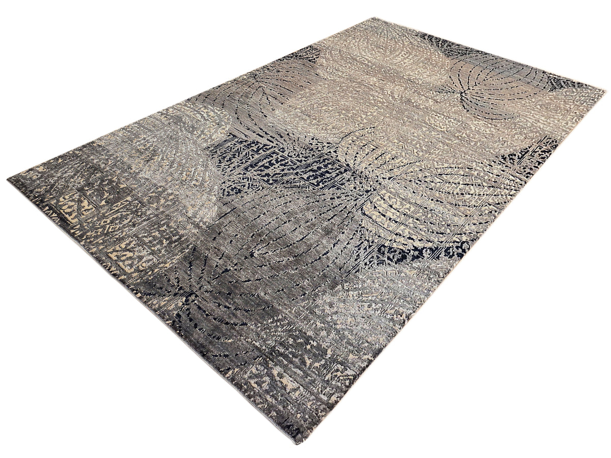 231x167 cm abstract rug with beige and dark navy swirling lines